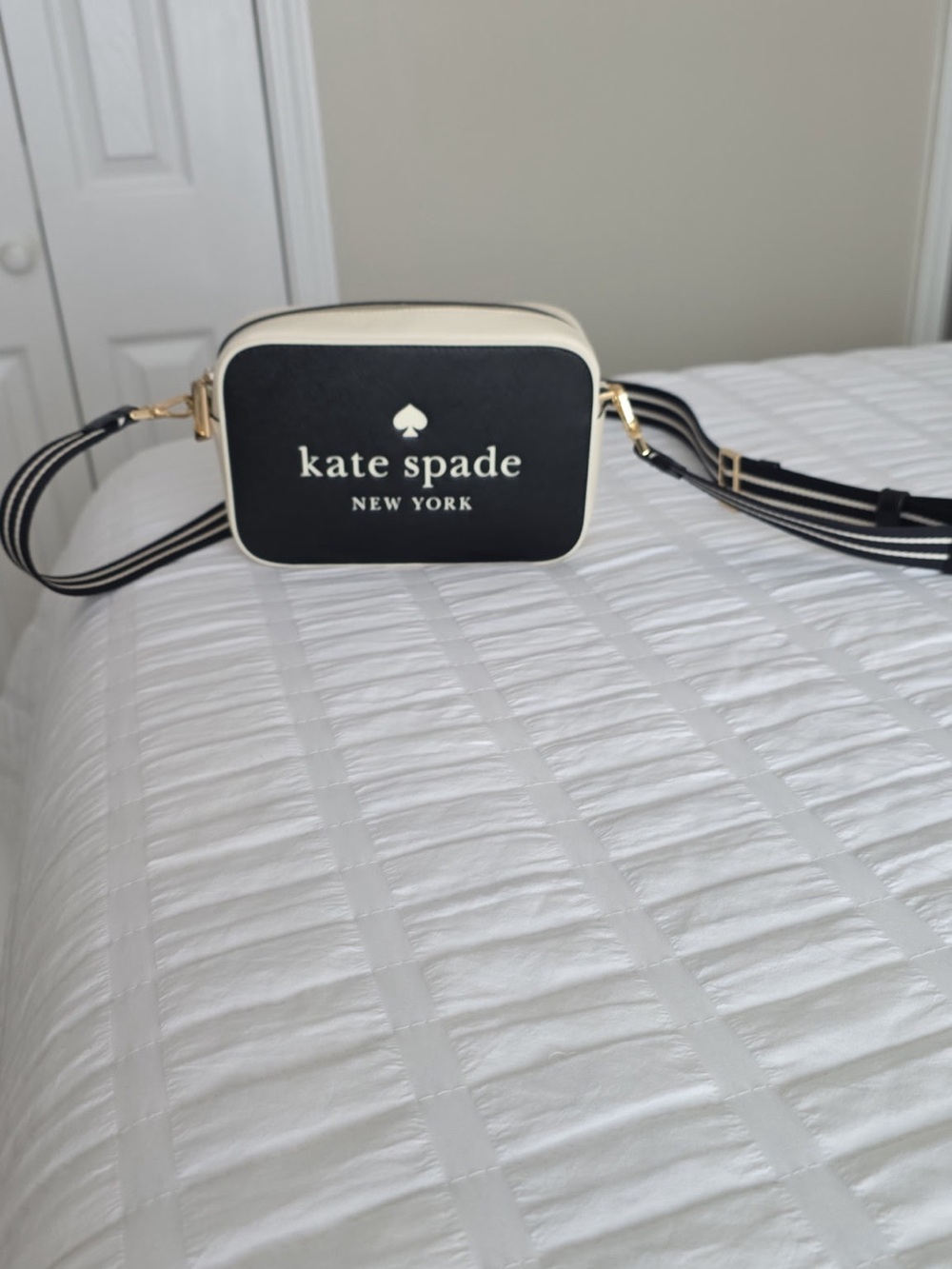 kate spade Black and Cream Logo Crossbody Camera Bag